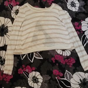 Crop top long sleeved top